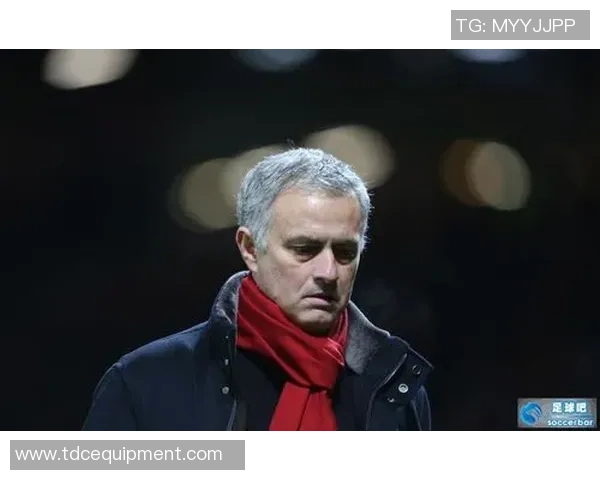 足球明星们的神奇技巧与惊艳瞬间展现足球艺术的魅力与激情 足球明星们的神奇技巧与惊艳瞬间展现足球艺术的魅力与激情