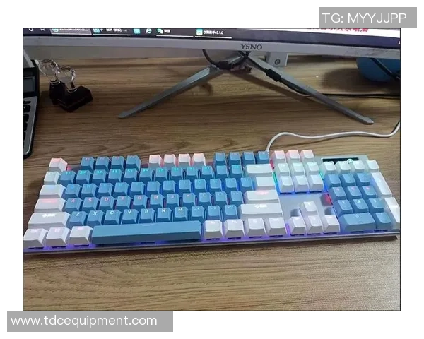 和平精英装备选购:机械键盘推荐 和平精英装备选购:机械键盘推荐